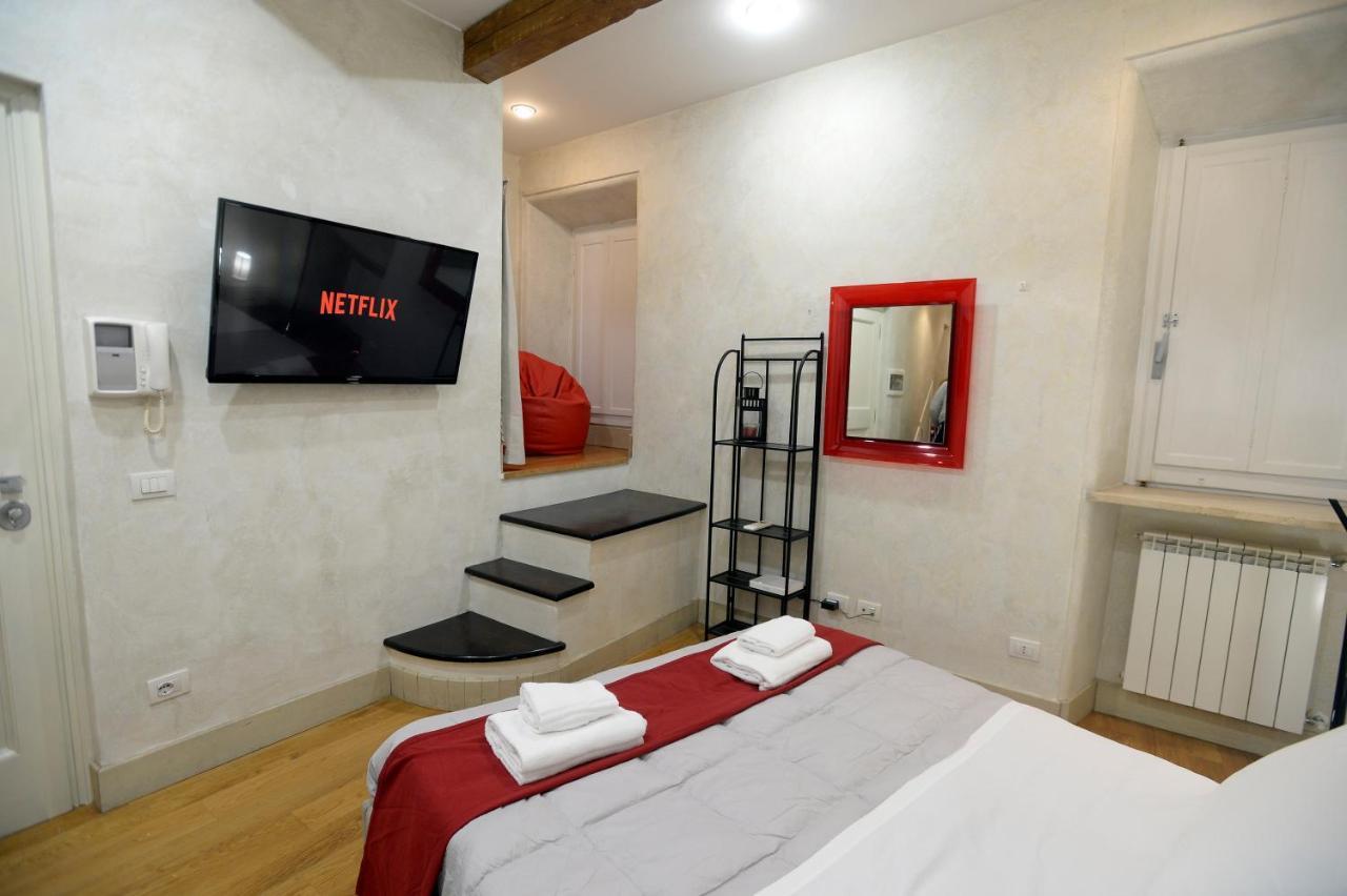 Апартаменты La Casa Degli Osti 1 - Piazza Navona Рим Экстерьер фото