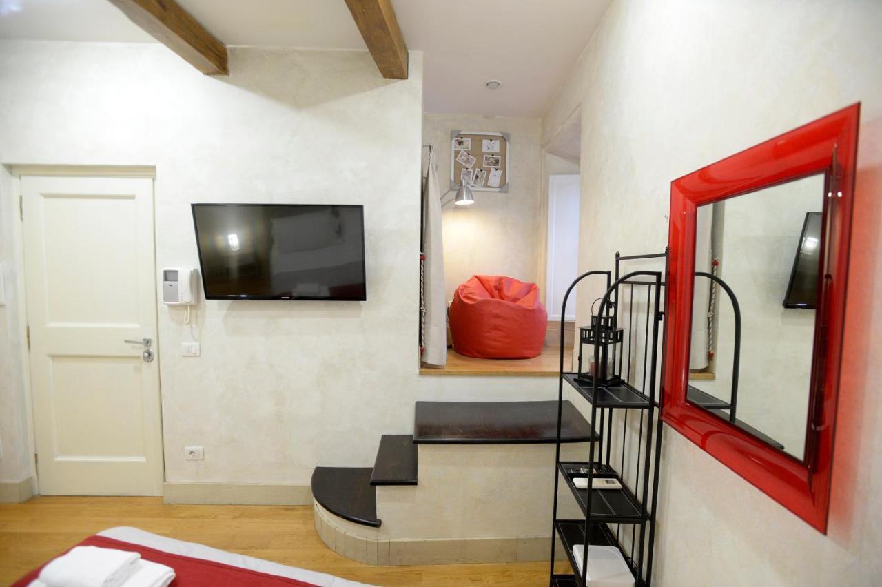 Апартаменты La Casa Degli Osti 1 - Piazza Navona Рим Экстерьер фото