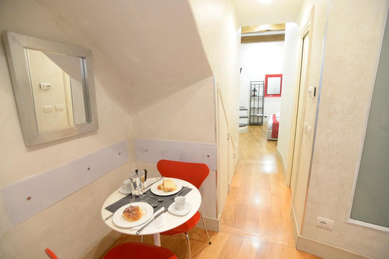 Апартаменты La Casa Degli Osti 1 - Piazza Navona Рим Экстерьер фото